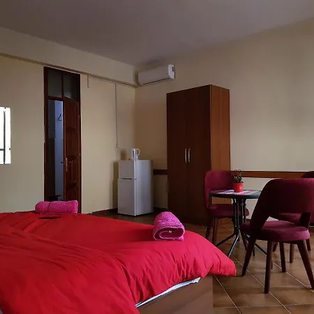 Kurtabeg Hotel *